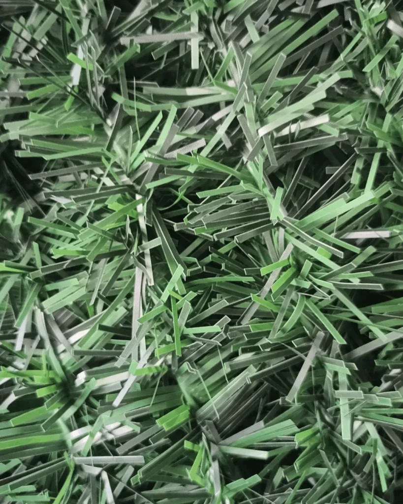 Текстура темно-зеленої декоративної огорожі для сітки рабиці крупним планом